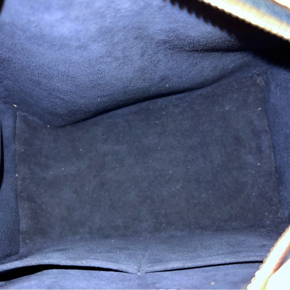 Authentic Louis Vuitton Red & White Epi Speedy 25 Bandouliere - Picture 14 of 15